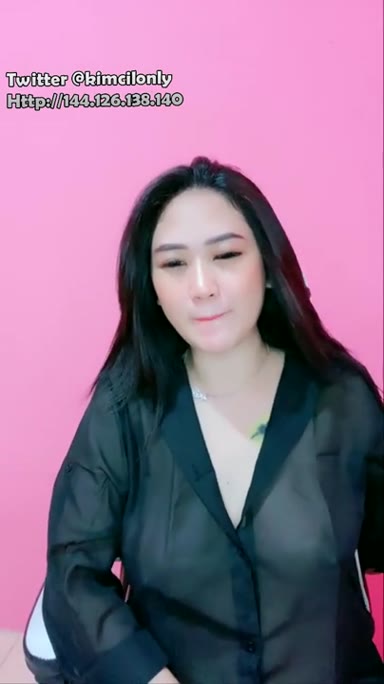 Chacha hot pake baju transparan duduk live