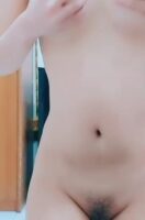 Eldara Bugil Pamer Memek menggoda