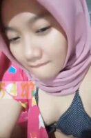 Janda Jilbab Pamer TT Barbar!