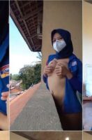Karyawan Indomaret Eksib Ngocok Memek