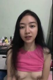 Nabila Ratna Colmek Sendiri Toketnya Terbuka