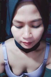 Tante Tocil Hijab Nakal Show Buka Pakaian