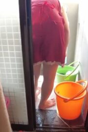 Ketagihan Pantat Besar Istri Lagi Nyuci Diajak Ngentot