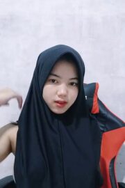 Live Bugil Jasmine Lockroom Lepas Hijab