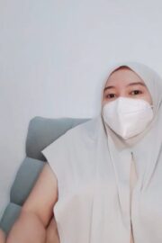 Indonesia Hijab Live Ngentot Crot Dalam