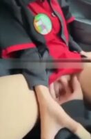 Kocok Memek Siswi Berjilbab Di Mobil