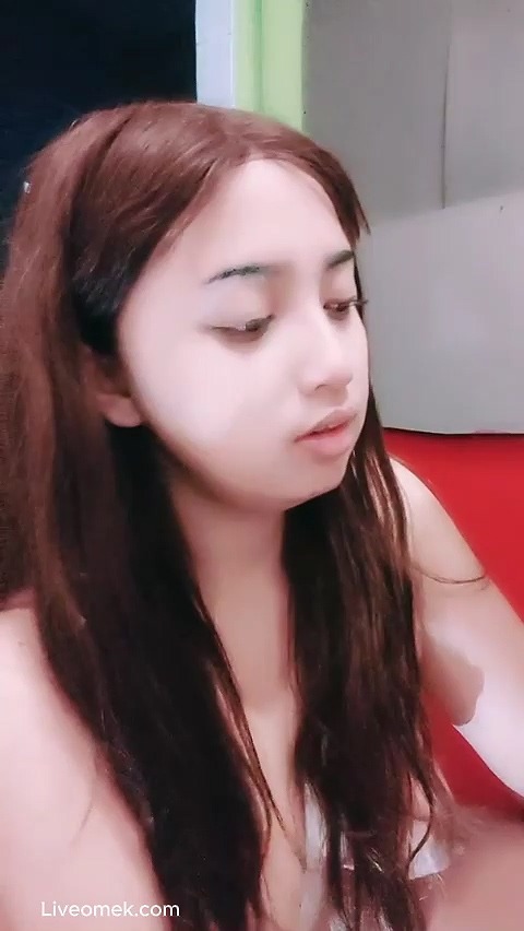 Ditawarin Si Cantik Lihat Full Body Pasutri Ngewe