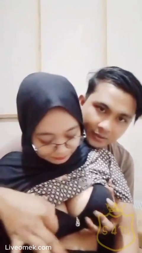 Dream Kupu-Kupu Malam Jilbab Toge Pasrah Dimainin