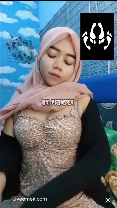 Prilly Jilbab Vcs Susu Montok