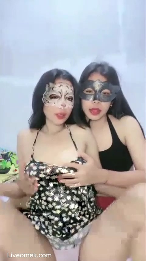 Aini Itil Jahanam Lesbi Seksi Hot Barbar