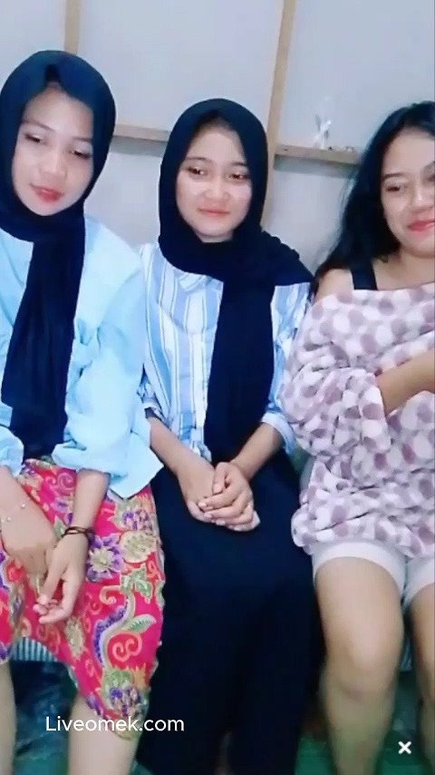 Host Sperma Manis Ngentot 3 Gadis Imut Bergiliran