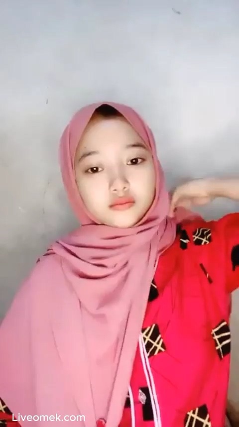 Syella Abg Hijab Omek Memek Tembem