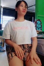Neng BUNGA Live Jaga Warung Omek