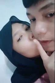 AURELIA Cewek Jilbab Live Ngewe Sama Pacarnya