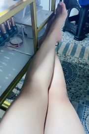 Chacahh Hijab Live Pamer Paha Mulus Di Salon
