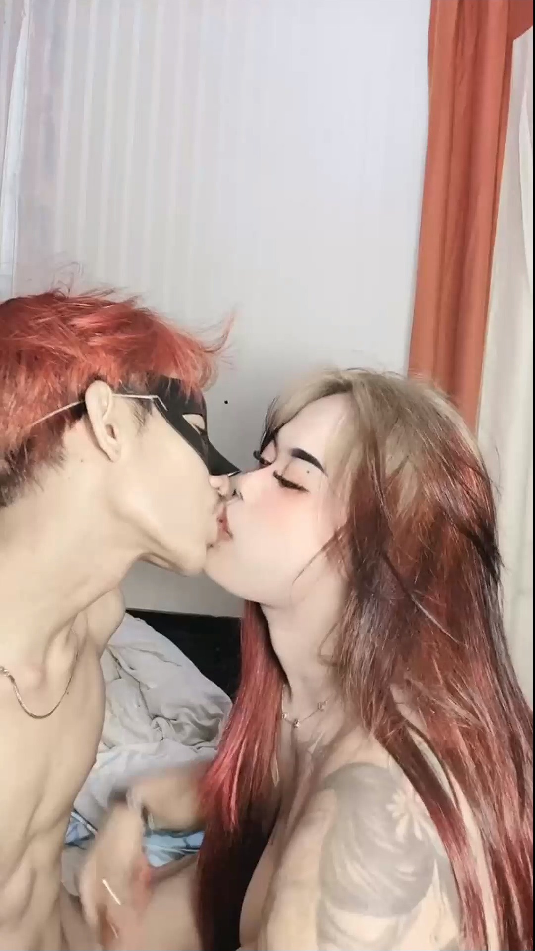 SHINTA Bohay Ngewe Mesra Sama Brondong