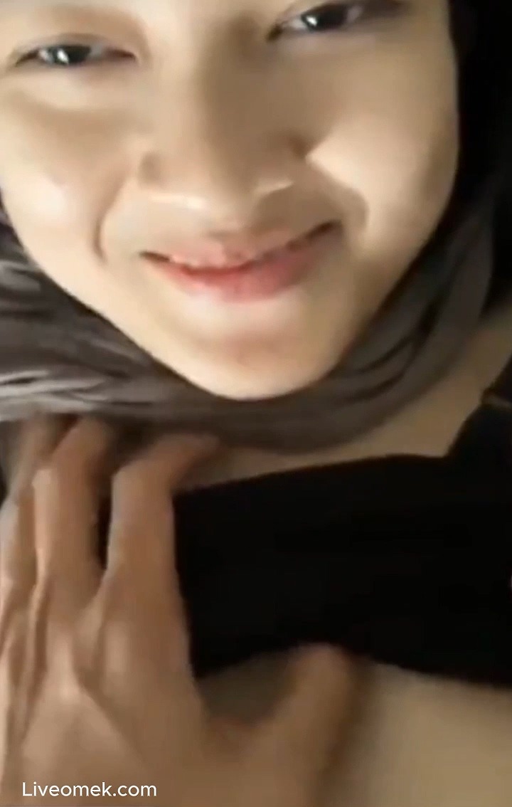 Senyum Bahagia Abg Hijab Bisa Ngewe Sama Ayang