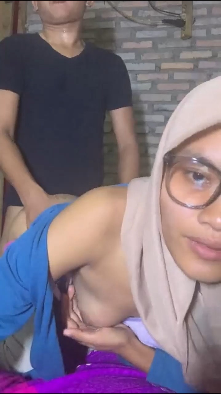 WIDA Hijab Suka Diewe Gaya Doggy