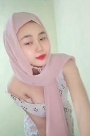 Virlie Gadis Jilbab Sange Gak Tahan Omek