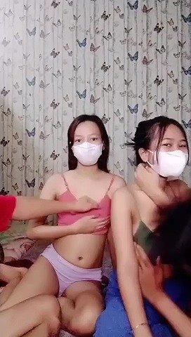 Anya Pesta Seks Foursome