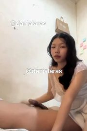Dania Laras Gadis Sipit Rekam Kenikmatan Bersama Pacar