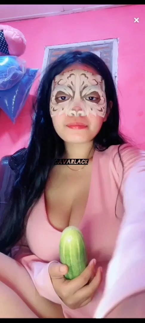 Meski Pendatang Baru Miss Tot Berani Main Timun Pamer Mekinya