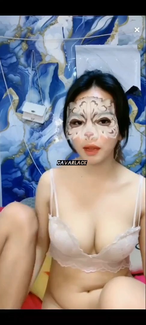 Putrii Asli Cantik Semakin Sering Live Ewe