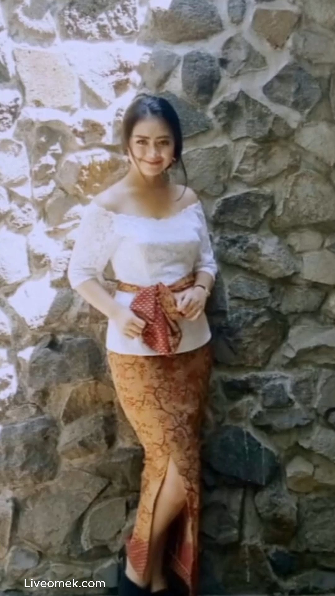 Selebgram Cantik Nekad jadi Kreator Colay