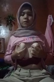 Binor Hijab Sange Sendiri Di Kamar