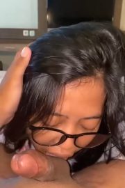 Erlida Gadis Kacamata Sudah Pintar Muasin Lelaki