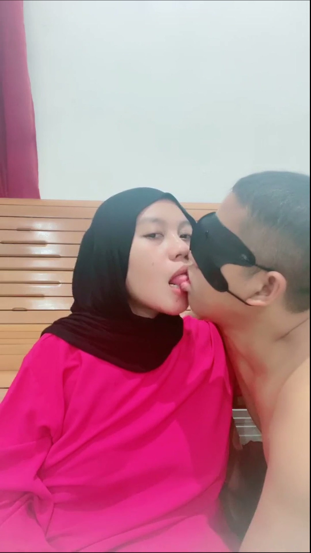 Mbak Hijab Cipokan Main Lidah