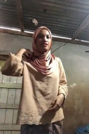Cewek Desa Hijab Buka Bukaan