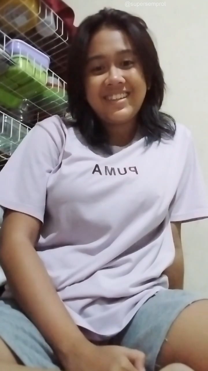 NINA Sendiri Di Rumah Kesempatan Colmek