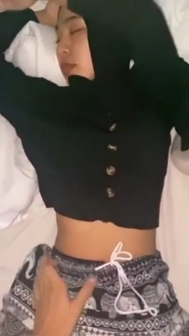 Unboxing Memek Hijab Pertama Kalinya Mau Diewe
