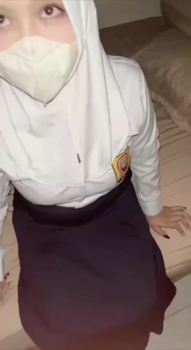 Pelajar Jilbab Sama Pacarnya