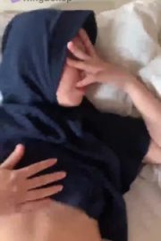 Ukhti Jembut Tipis Nikmat Tapi Malu Mendesah