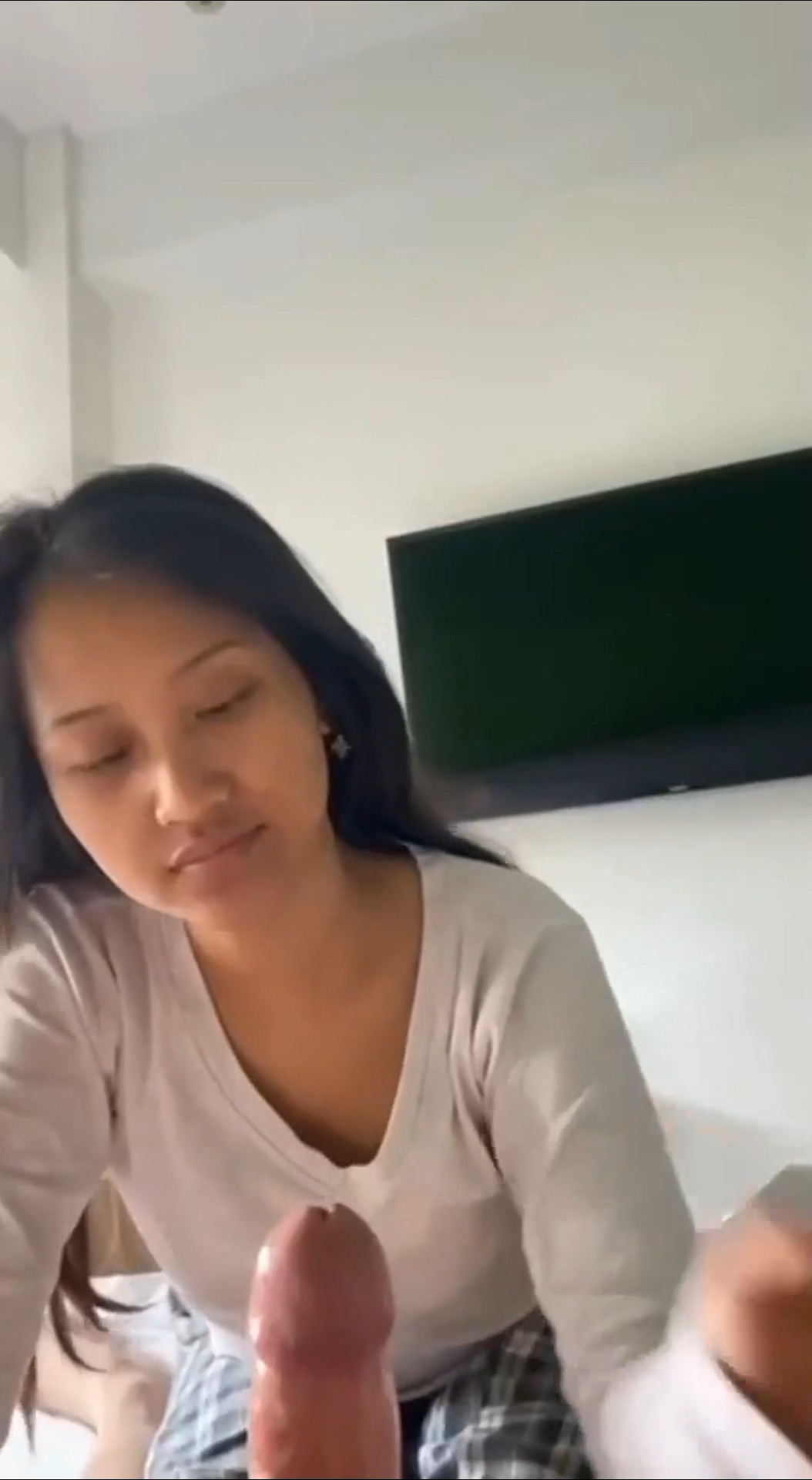 CIKA Gadis Manis Kaget Lihat Kontol Cowoknya Gede