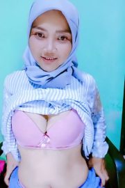 YEMI Hijab Nakal Kocok Memek Brutal