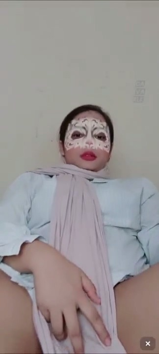 CAMELINA Cewek Hijab Montok Mainin Meki Ganas