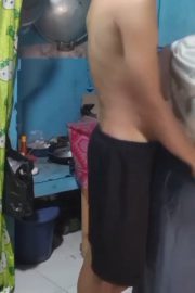 Kepuasan Ngentot Pembantu Berseragam Pelajar