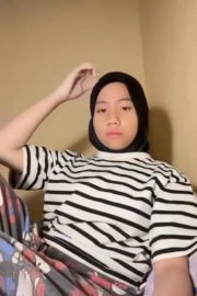 AURA Cewek Desa Hijab Ngocok Meki Basah