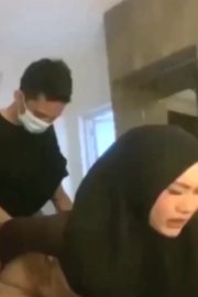 Enaknya Doggy Hijab Cantik